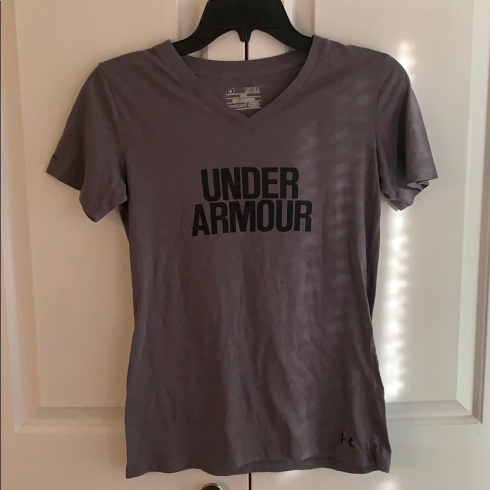 Short sleeve v-neck from Under Armor